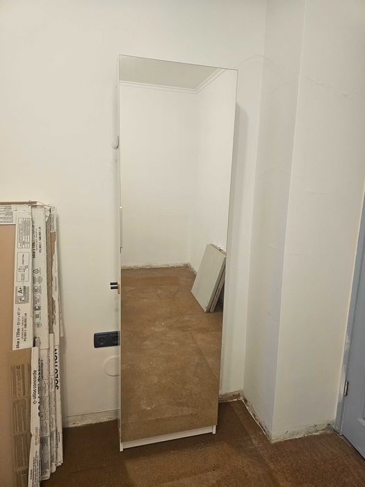 Шкаф за обувки с огледало