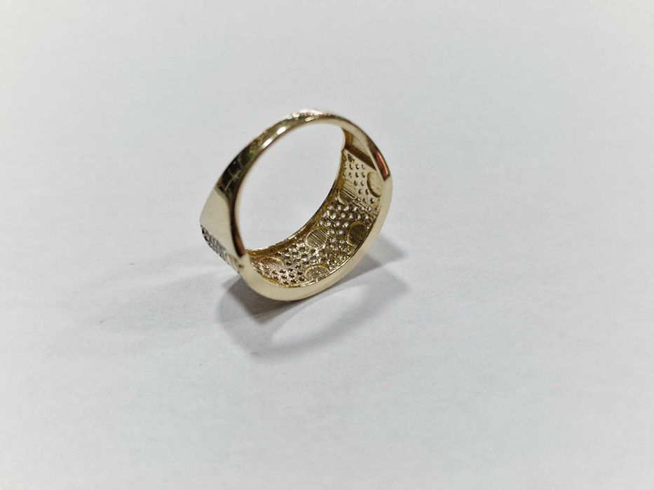 Дамски златен пръстен 14К / 2,63 гр.