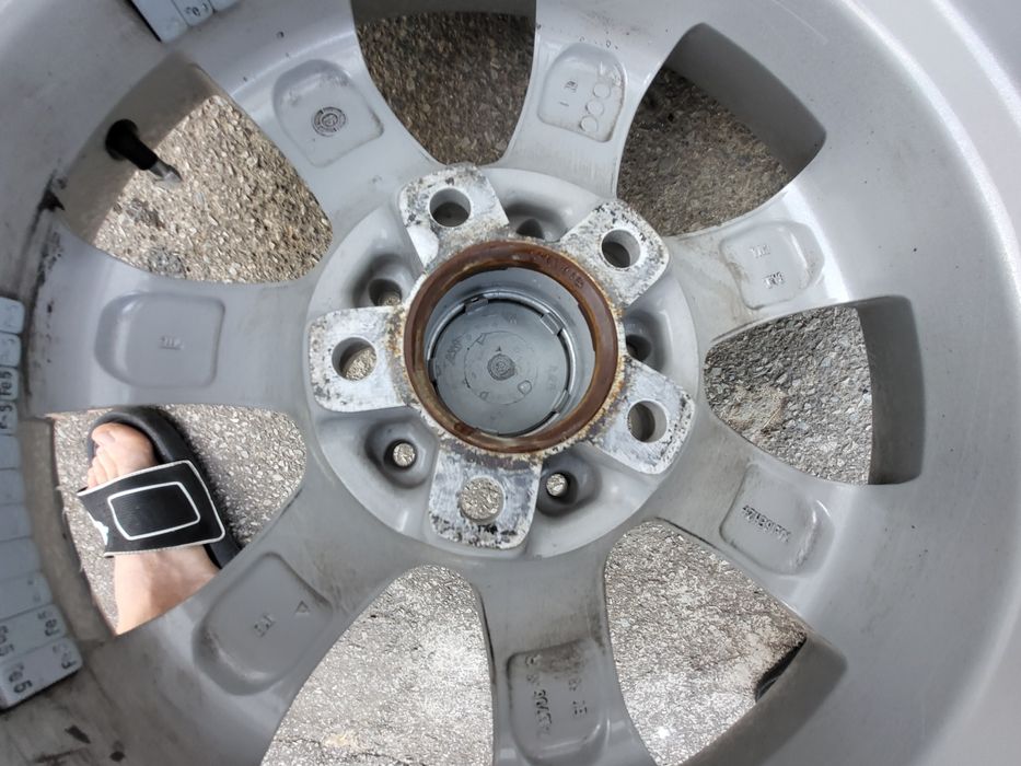 Vând / schimb jante de aluminiu cu pneuri de iarna 225/55/R16, 5x112