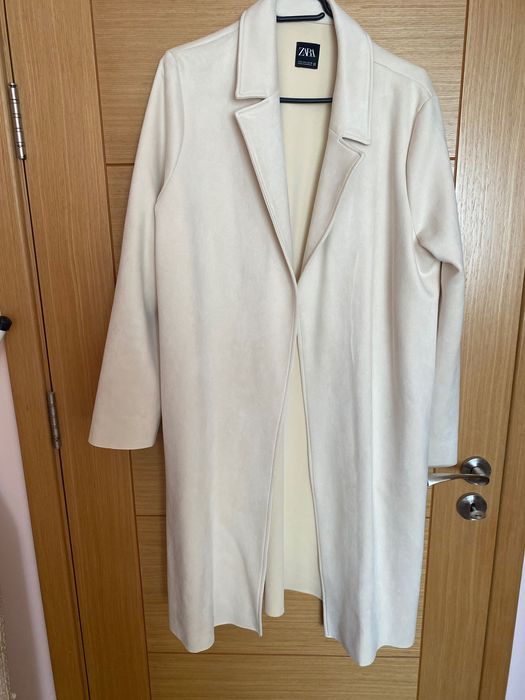 Преходно палто ZARA