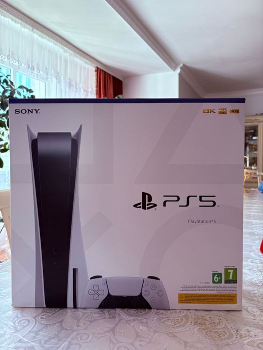 Продам новый запечатанный PS 5