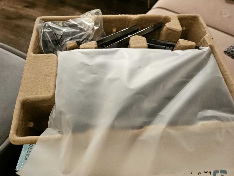 Рутер -чисто нов