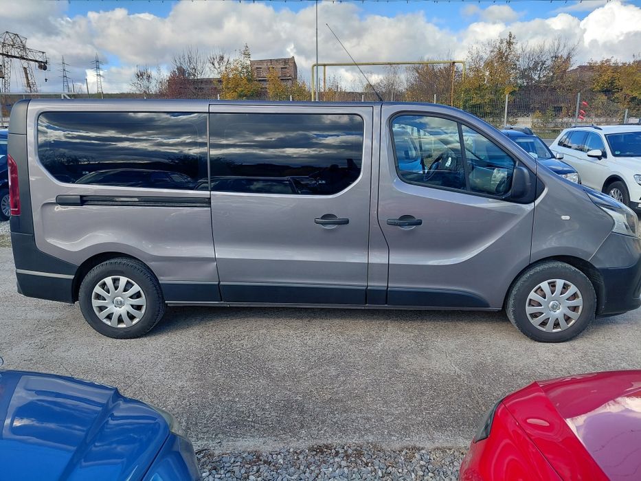 Rrnault Trafic 8+1 loc E6