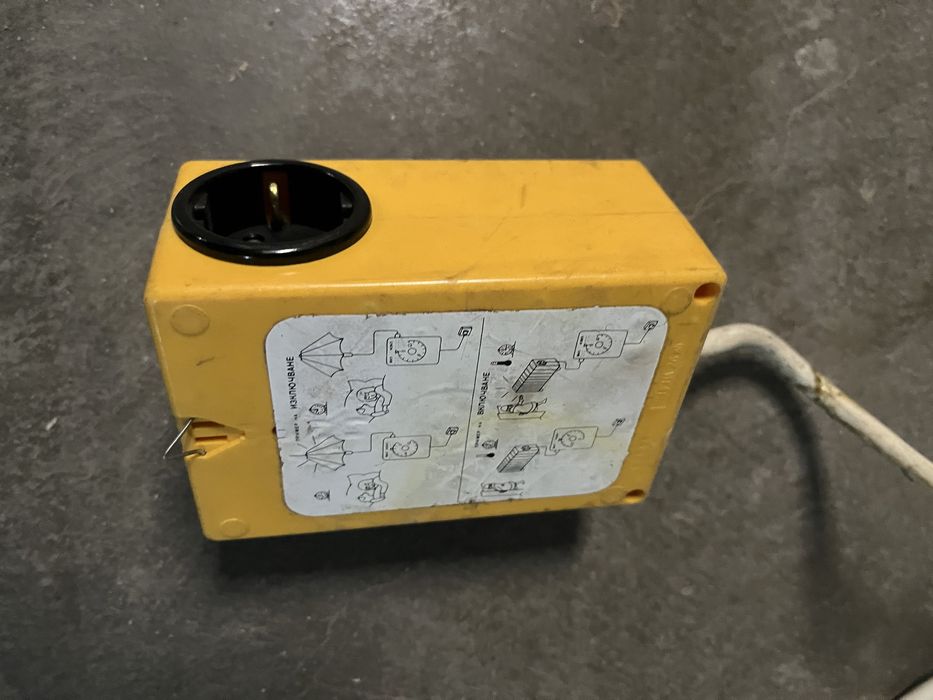 Старо реле за време