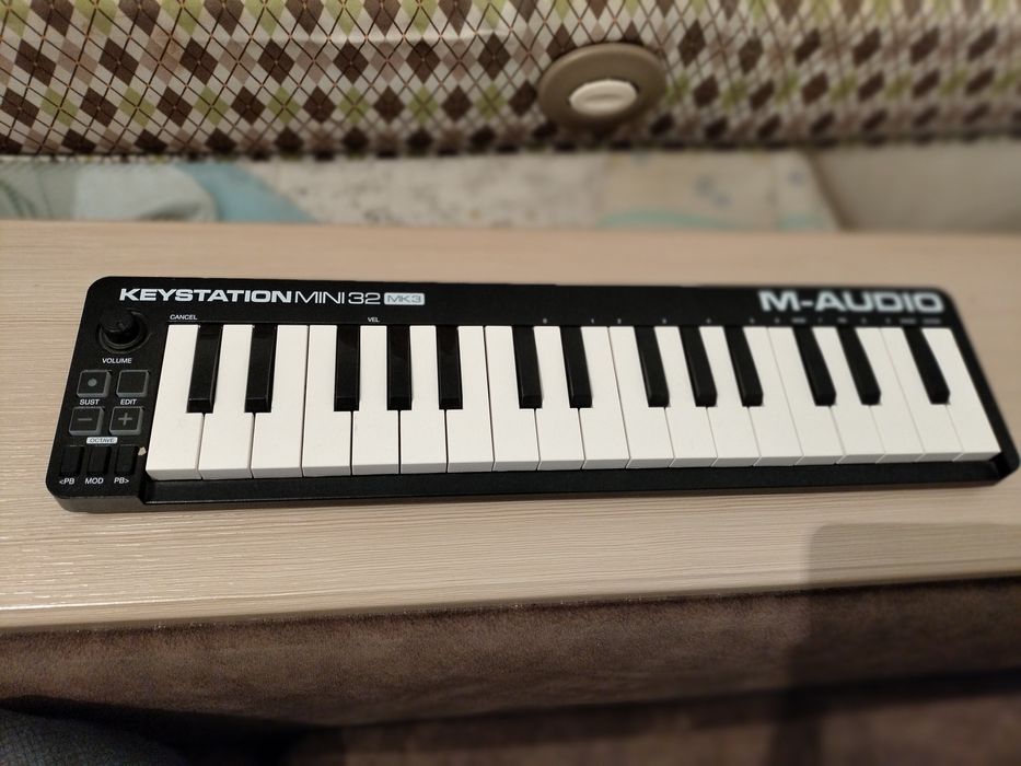 MIDI клавиатура недорого