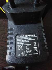 Adaptor 9V 1A pentru efect chitara