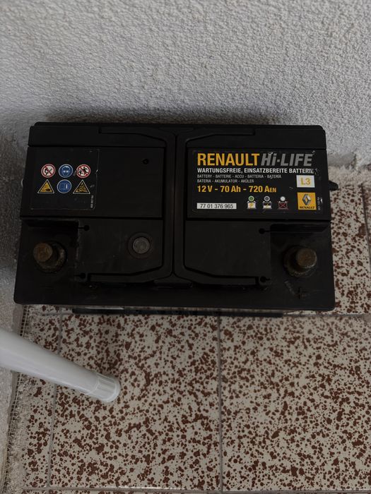 Продавам акумулатор