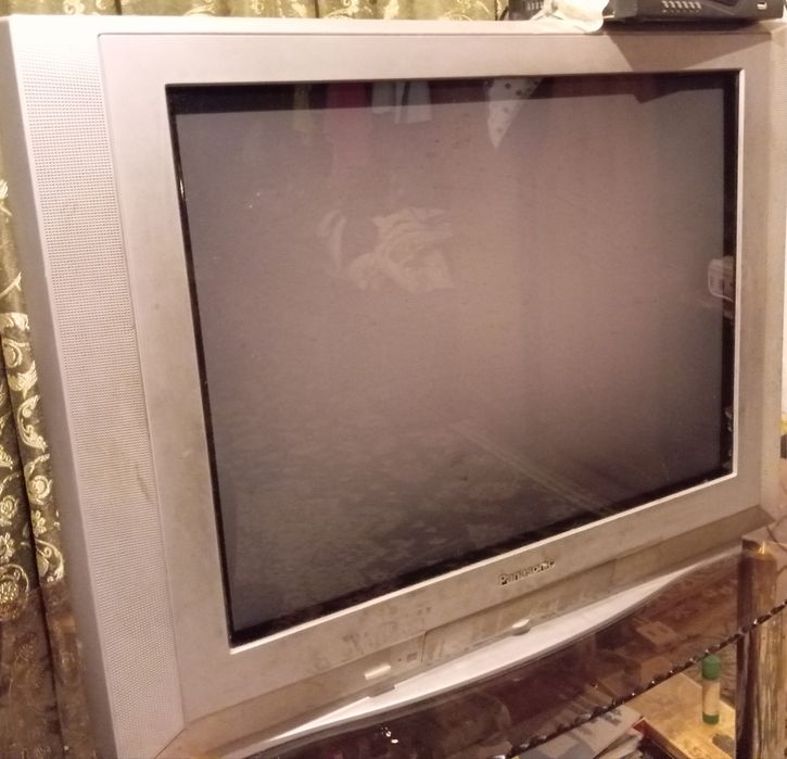 Продам телевизор