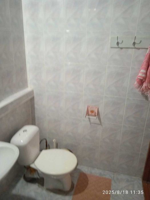 Продаётся двухэтажный коттедж на участке в 6,5 соток в посёлке Улугбек