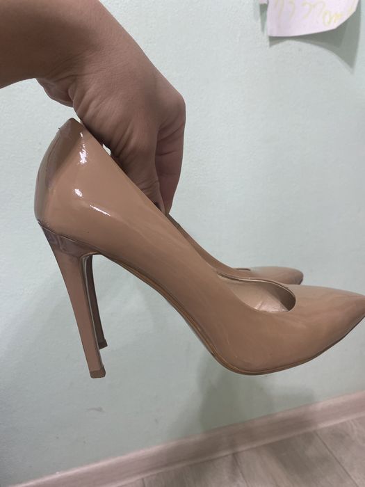 Продам красивые туфли