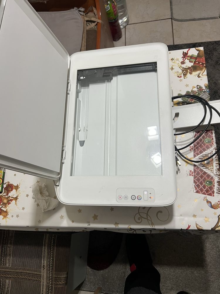 Vand imprimanta color HP Deskjet 2320 second hand