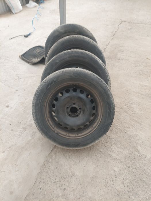 Roți  ford kuga 235 55 r17