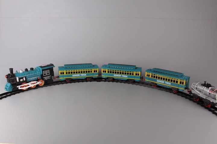 Комплект пушещ влак с релси 552 см