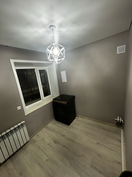 Продам двух комнатную квартиру