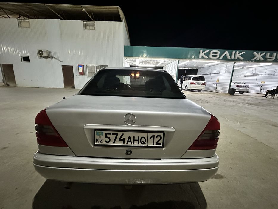Mercedes-Benz C 180,1997