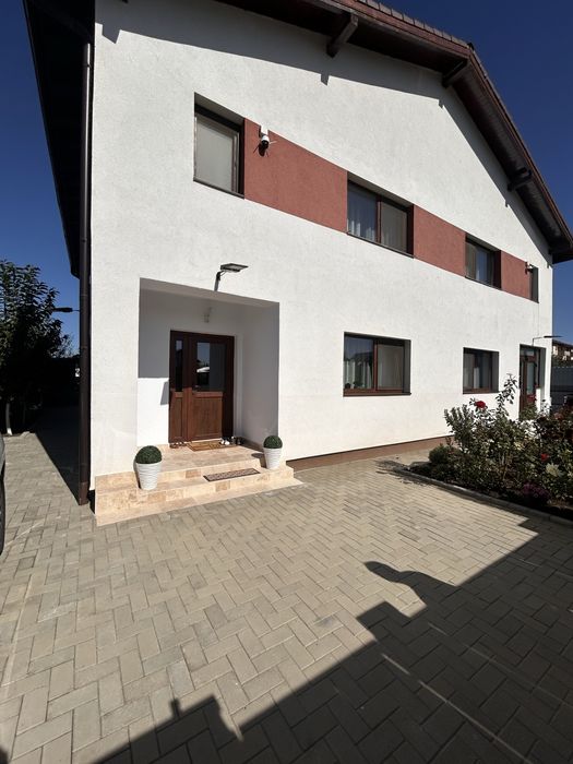 Proprietar vand casa tip duplex in Sanpetru