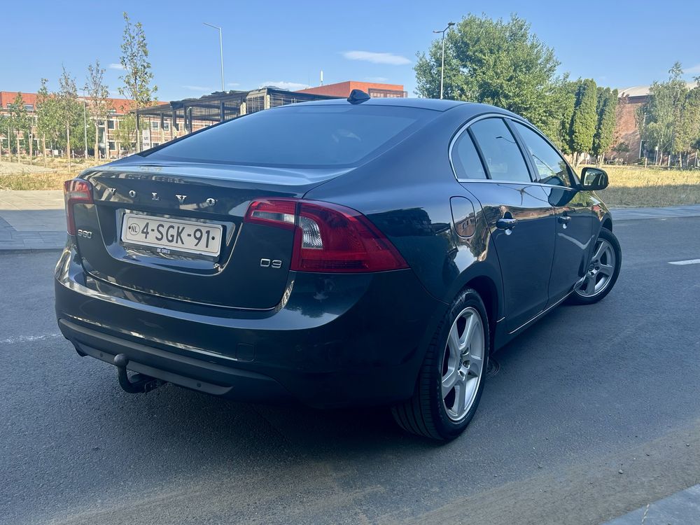 Volvo S60 Automat / 2.0 D3 / 2011