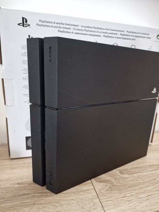 Ps4 Playstation4 + 54 jocuri (Gta5+alte jocuri)