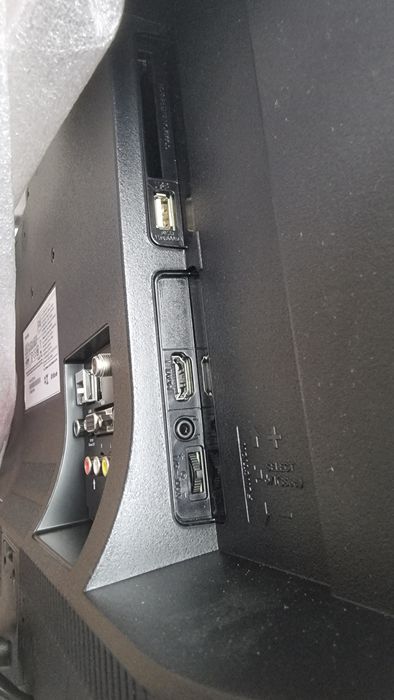 TV Smart Toshiba 60 cm