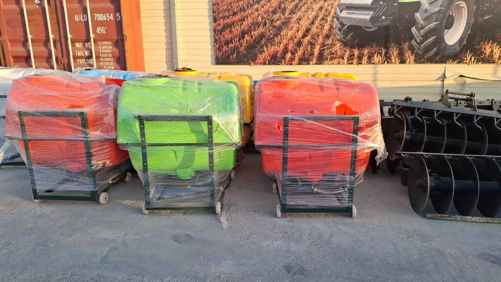 опрыскиватель штанговый  600 литр