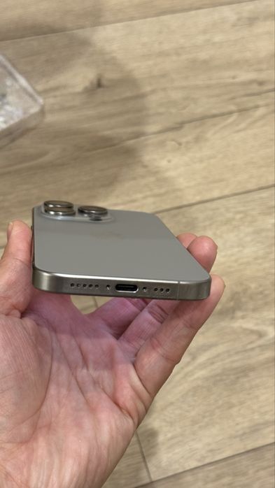 iphone 15 pro 256
