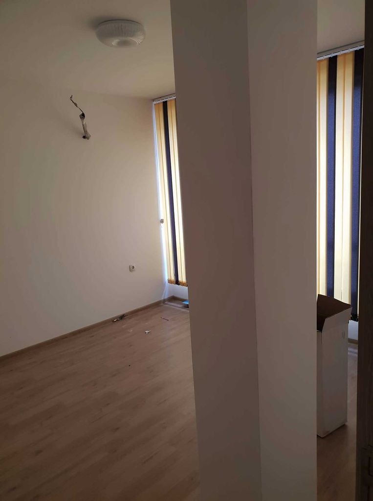 Дава се под наем Офис в Пловдив, Кършияка - 121 кв.м за 826.2 € - Снимка #10