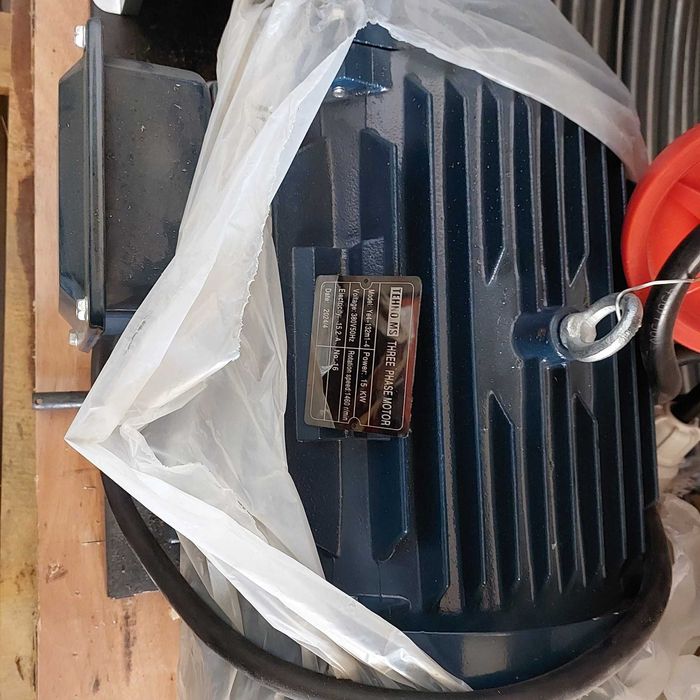 Преса за гранули KL-260 С ДВИГАТЕЛ 5 kW/1500 об/мин