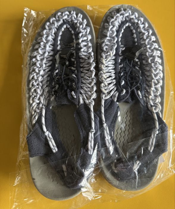 Sandale țesute manual pentru bărbați