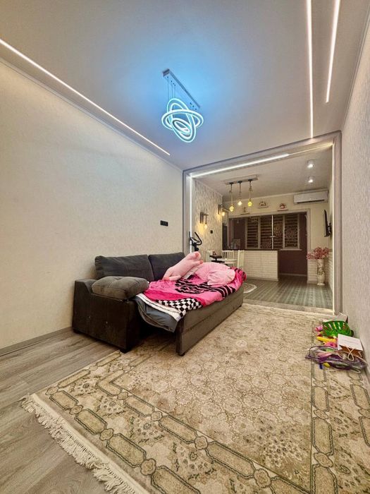 2/3/3 Буюк Ипак Йули,Максим Горький,орр школа Дипломатии,новостройка