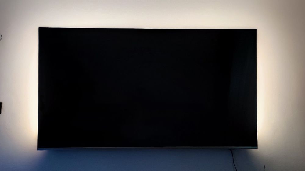 TV Philips Ambilight The One 176 cm smart
