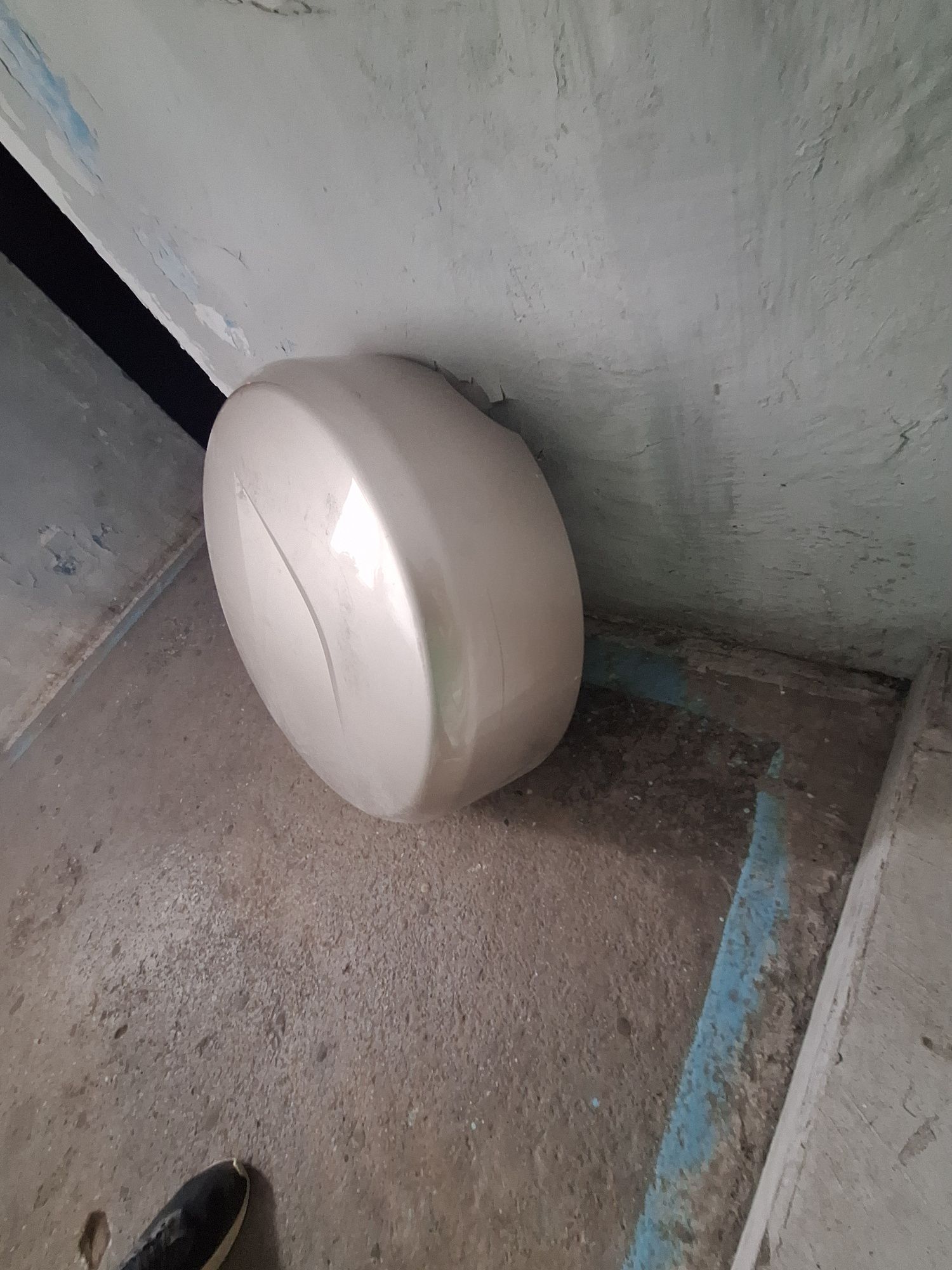 Колпак запаски rav4 30 кузов