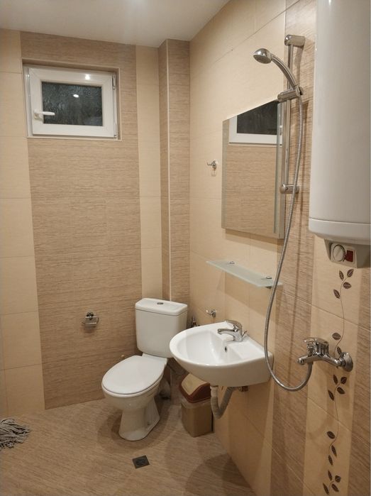 Продава се Четиристаен апартамент в Пловдив, Каменица 1 - 110 кв.м за 1576 €/кв.м - Снимка #7