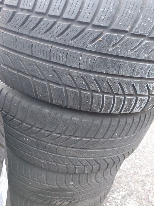 245/40/19" Continental 4бр.гуми