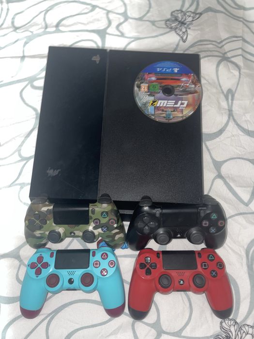 Ps4 1TB 4 controllere