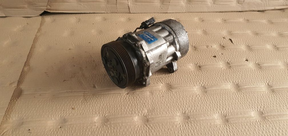 Compresor clima golf 4 bora seat alhambra sharan galaxy skoda audi a3