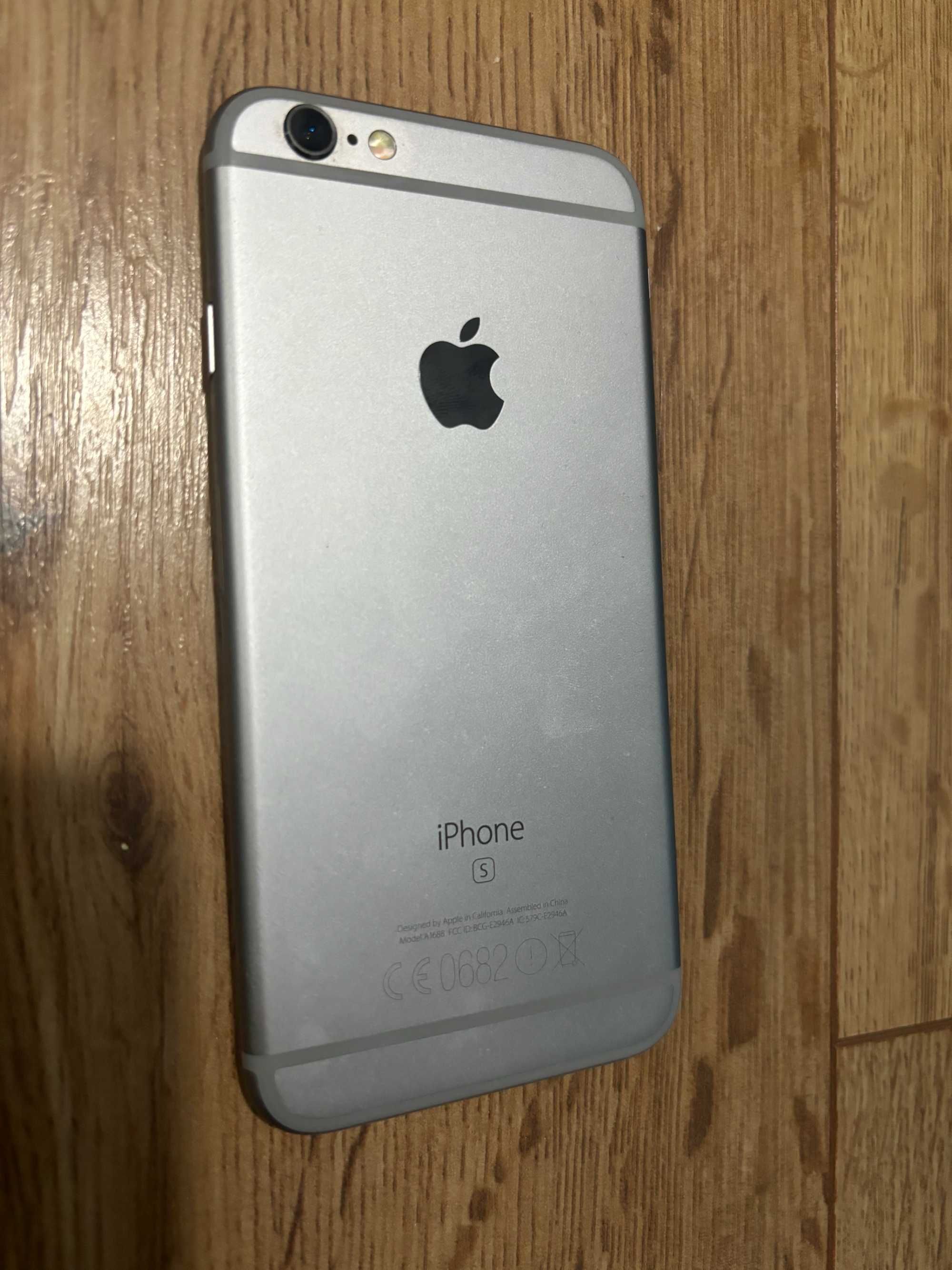 Vand iPhone 6s Space Gray 64 GB