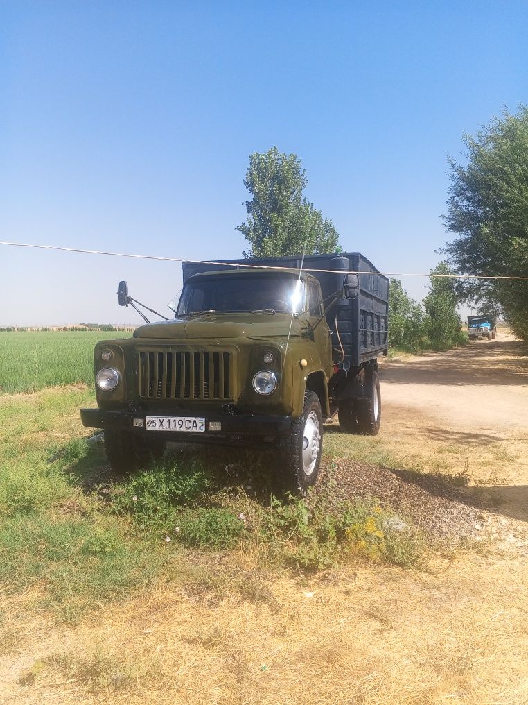 Tez va kelishgan narxda sotiladi