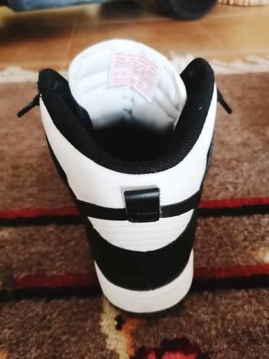 Nike Dunk High Panda