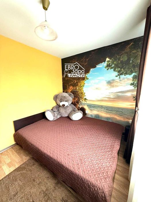 Масивна, обзаведена къща, с панорамна гледка в с.Змейово