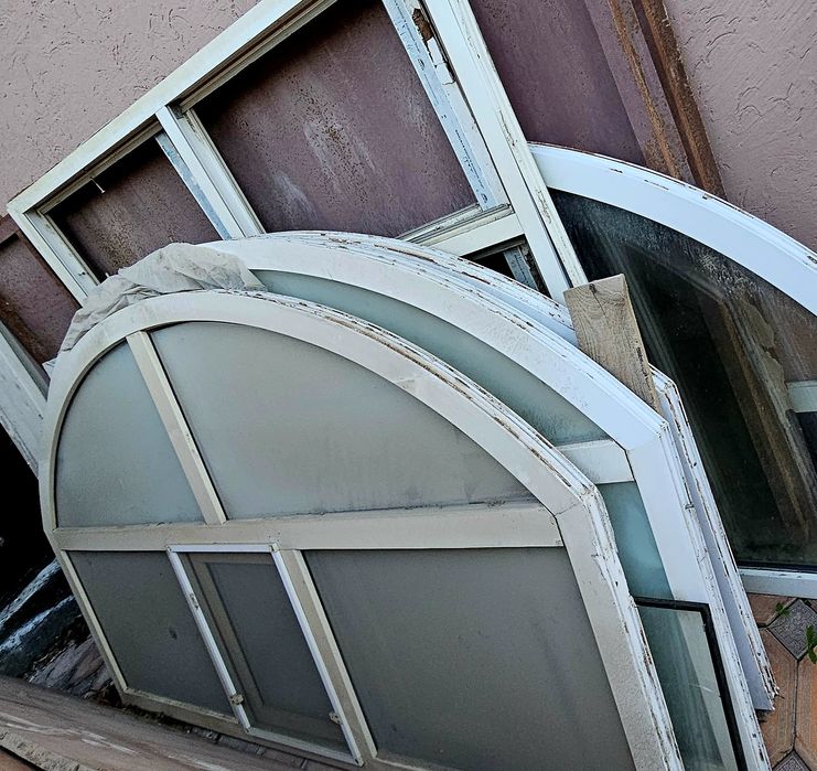 Окна пластиковые, подоконники