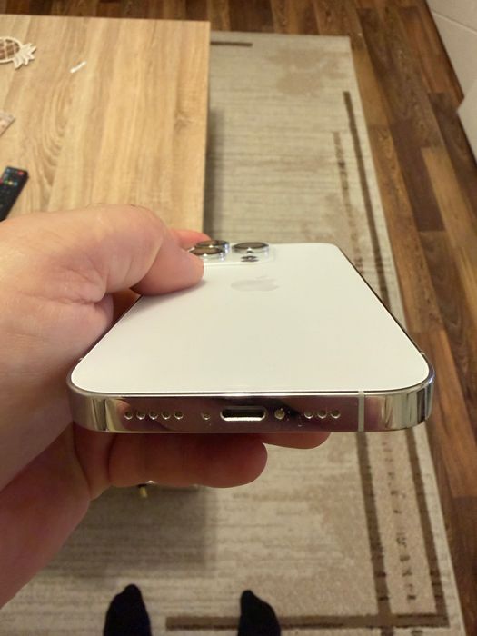 iPhone 14 pro 128GB silver