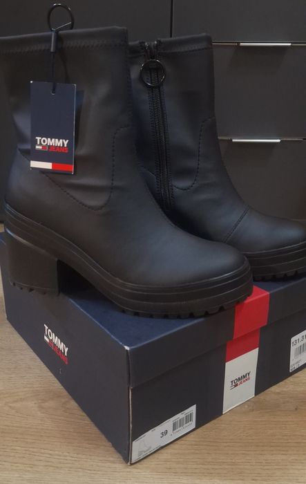 Tommy Jeans нови черни боти