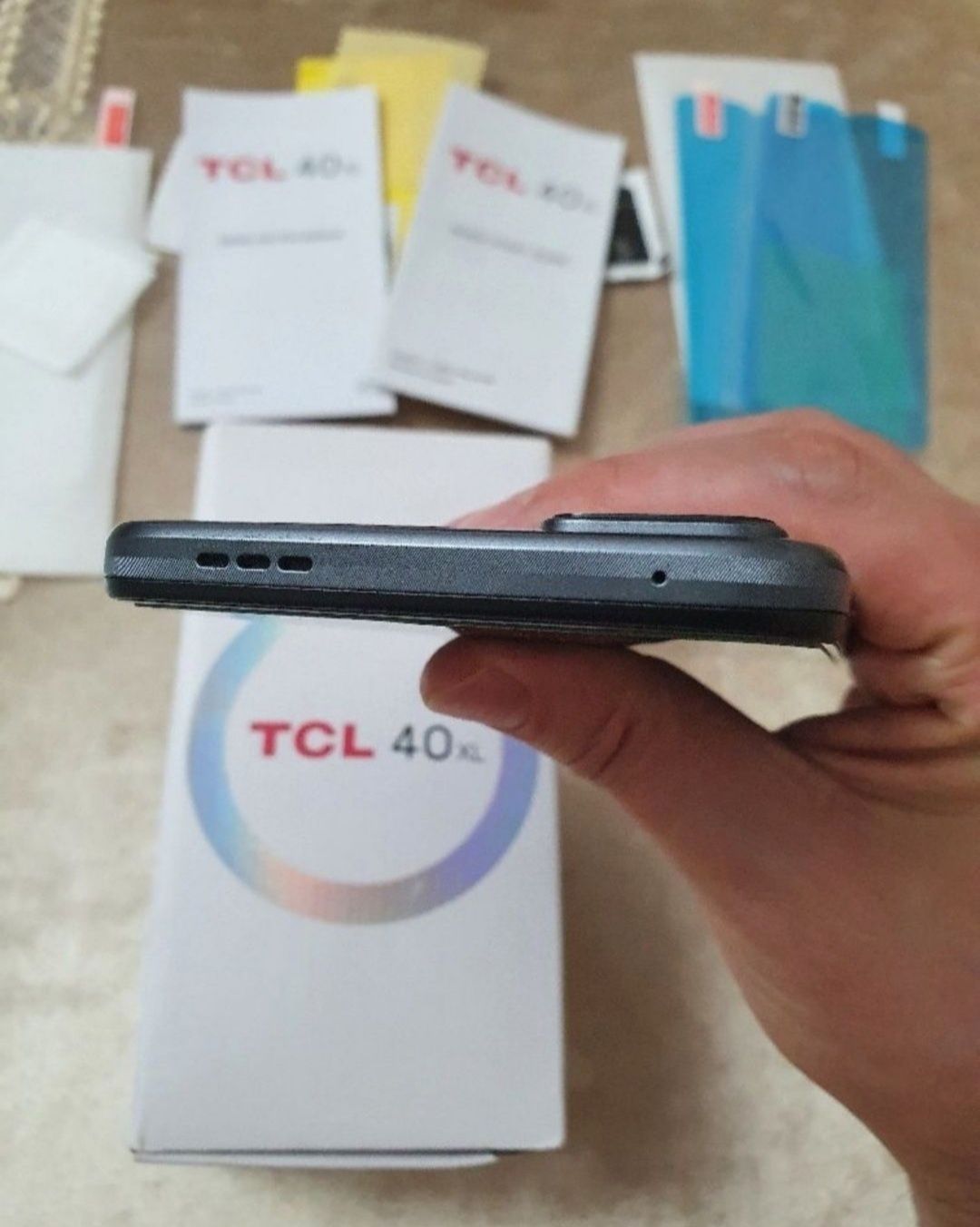 Srochna sotiladi TCL 40XL 6/256GB Orginal Xolati ideal yengide turibdi