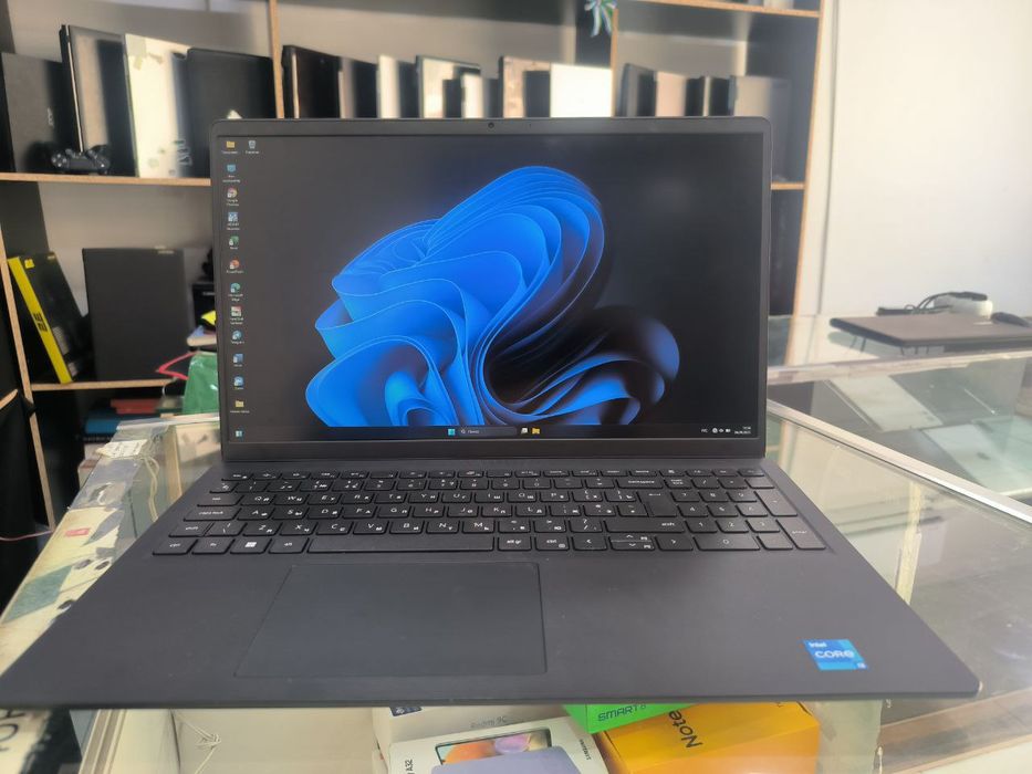 Новый ноутбук Dell i3 13avlod 120hz