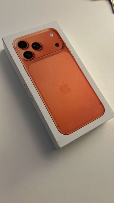 Vand iphone 17 Pro 256 Orange
