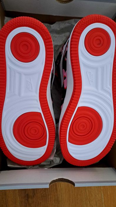 Adidasi air force one mid 36.5