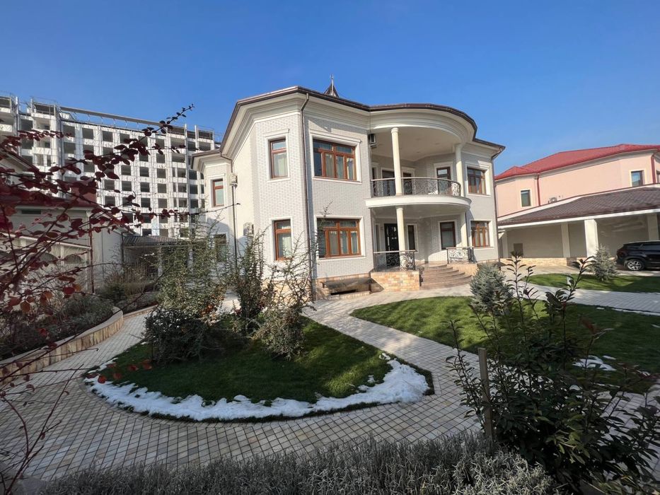 Срочно сдается 15 соток роскошный особняк Посольство США