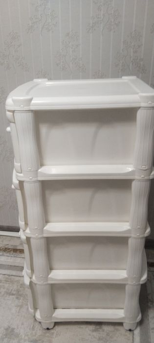 Продам пластиковый комод