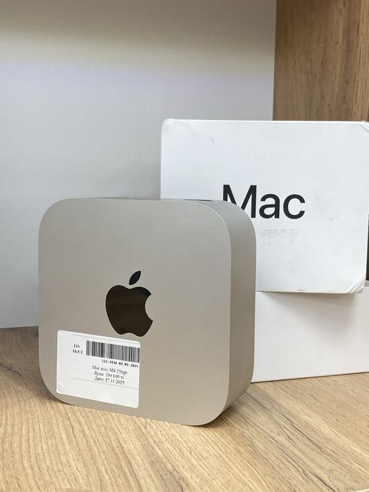 Mac  mini с коробкой