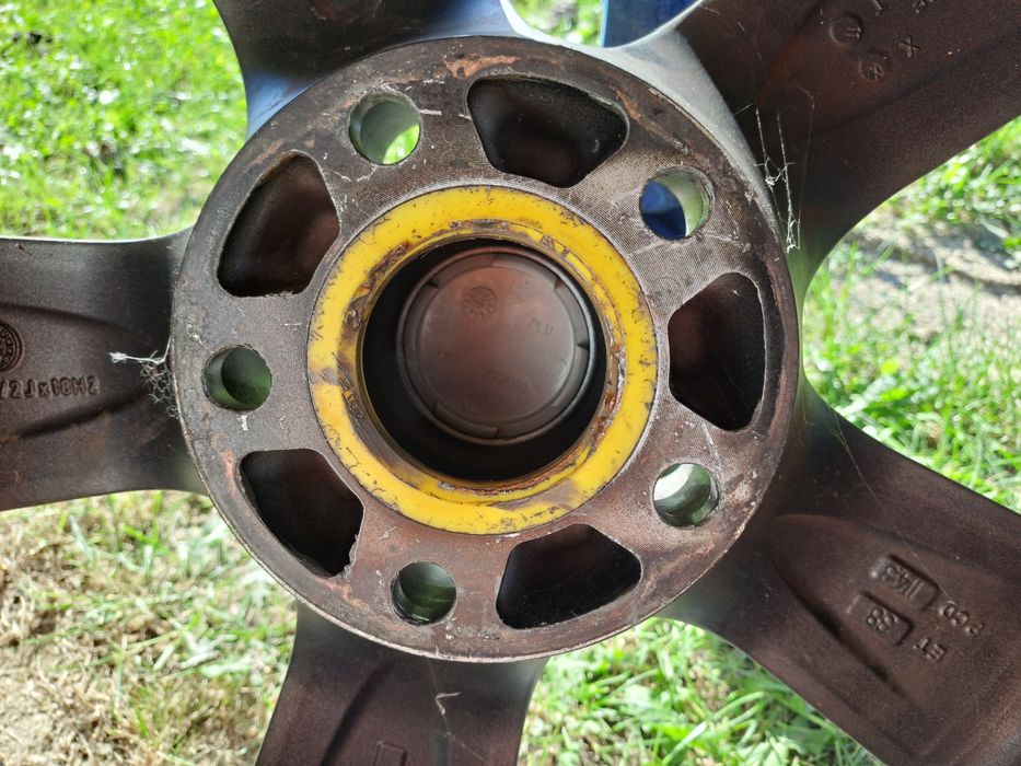 Vând jante Dezent pe 18 inch